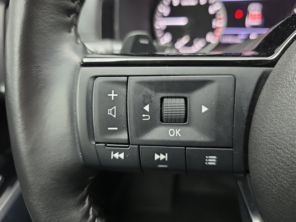 2024 Nissan Pathfinder SL 4WD