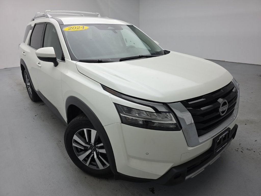 2024 Nissan Pathfinder SL 4WD