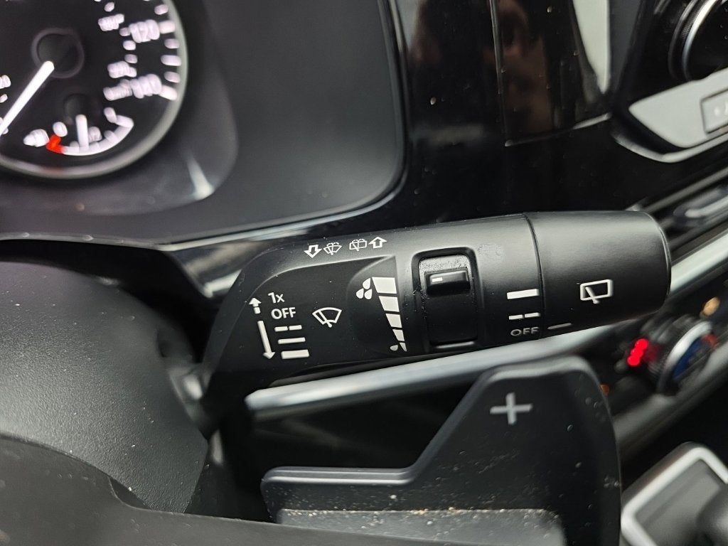 2024 Nissan Pathfinder SL 4WD