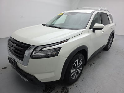 2024 Nissan Pathfinder SL 4WD