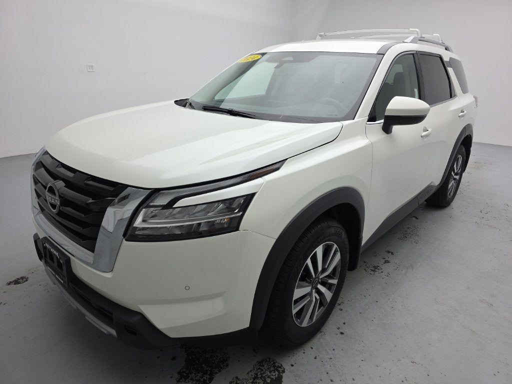 2024 Nissan Pathfinder SL 4WD
