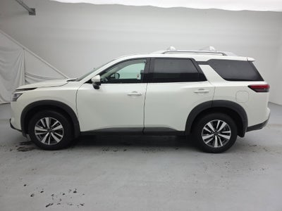 2024 Nissan Pathfinder SL 4WD