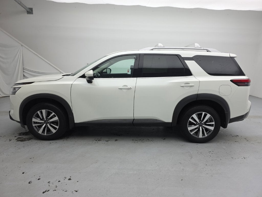 2024 Nissan Pathfinder SL 4WD