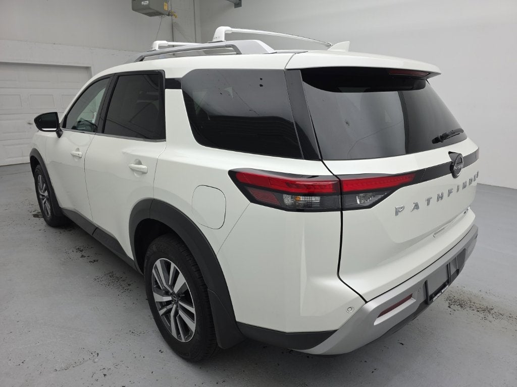 2024 Nissan Pathfinder SL 4WD