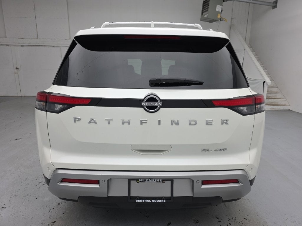 2024 Nissan Pathfinder SL 4WD