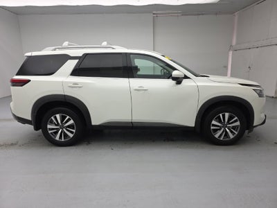 2024 Nissan Pathfinder SL 4WD