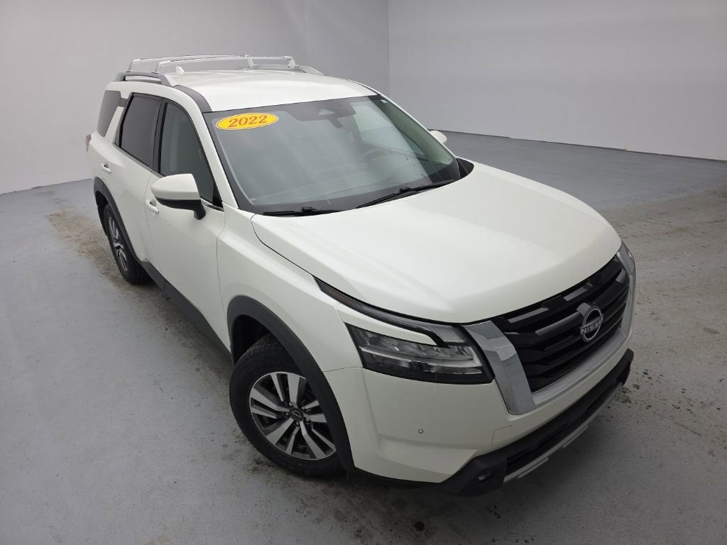 2022 Nissan Pathfinder SL 4WD