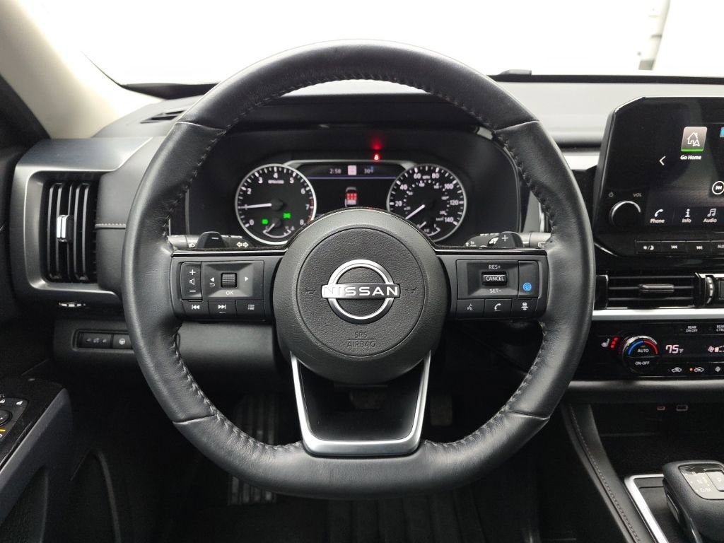 2022 Nissan Pathfinder SL 4WD