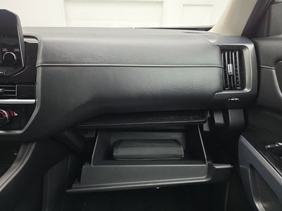 2022 Nissan Pathfinder SL 4WD