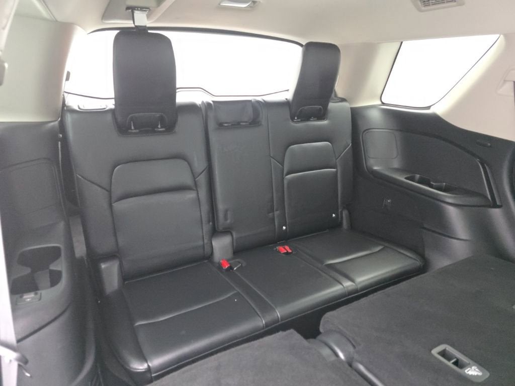 2022 Nissan Pathfinder SL 4WD