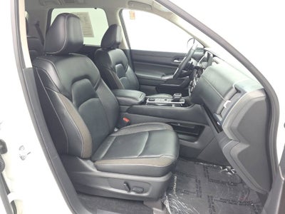 2022 Nissan Pathfinder SL 4WD