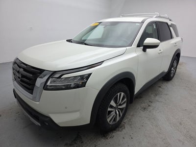 2022 Nissan Pathfinder SL 4WD