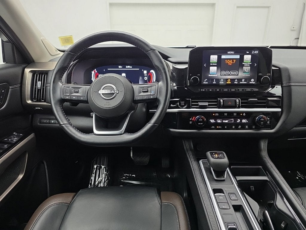 2025 Nissan Pathfinder Platinum FWD