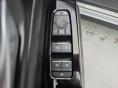 2025 Nissan Pathfinder Platinum FWD
