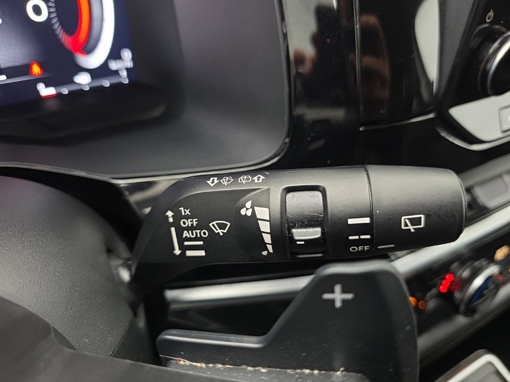 2025 Nissan Pathfinder Platinum FWD
