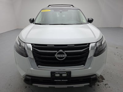 2025 Nissan Pathfinder Platinum FWD