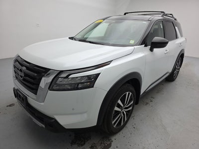 2025 Nissan Pathfinder Platinum FWD