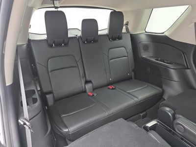 2025 Nissan Pathfinder Platinum FWD