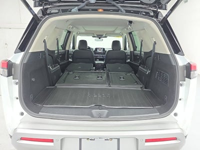 2025 Nissan Pathfinder Platinum FWD