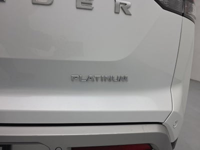 2025 Nissan Pathfinder Platinum FWD