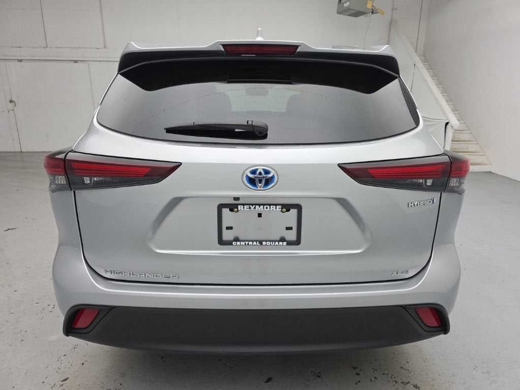 2024 Toyota Highlander Hybrid XLE