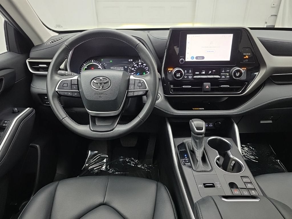 2024 Toyota Highlander Hybrid XLE