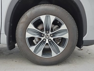 2024 Toyota Highlander Hybrid XLE