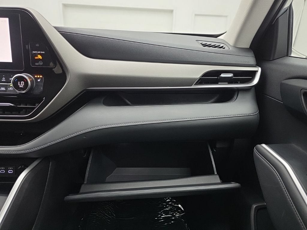2024 Toyota Highlander Hybrid XLE