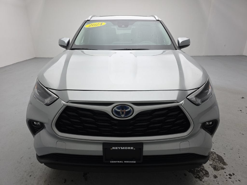 2024 Toyota Highlander Hybrid XLE