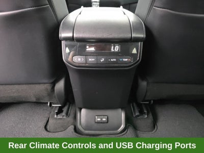 2024 Toyota Highlander Hybrid XLE