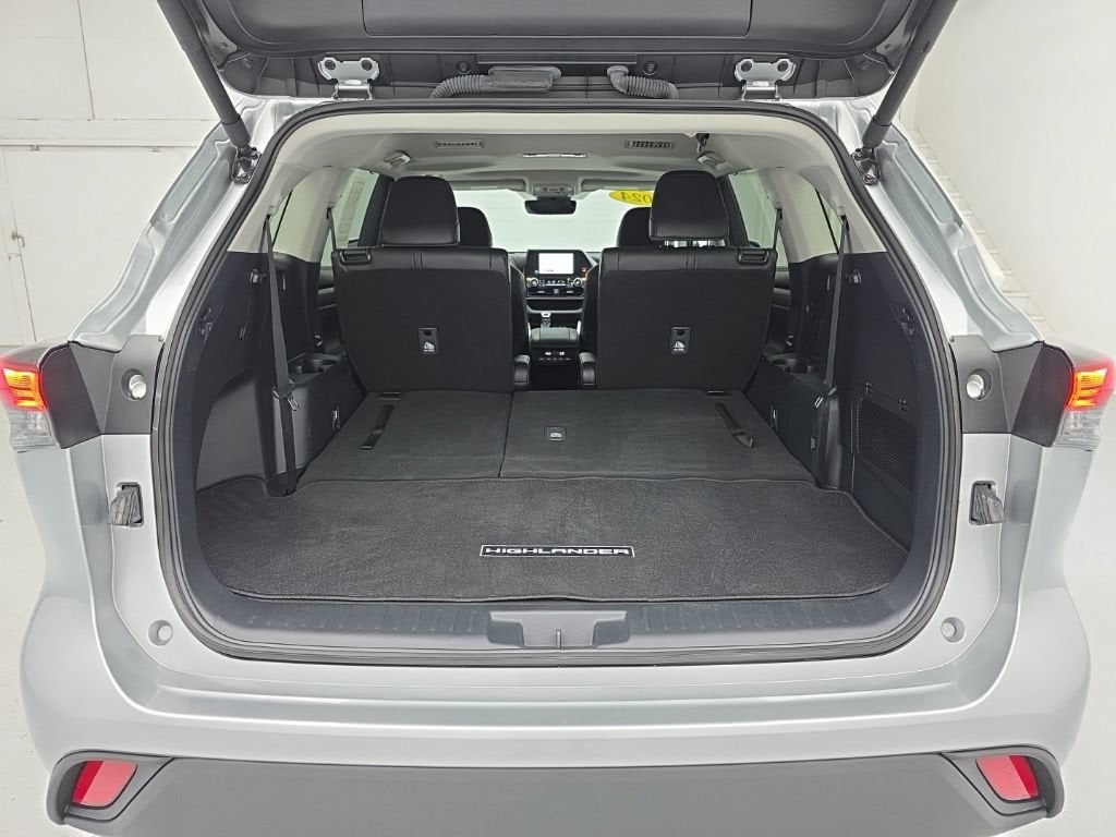 2024 Toyota Highlander Hybrid XLE