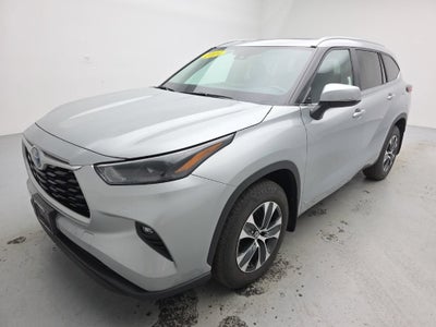 2024 Toyota Highlander Hybrid XLE