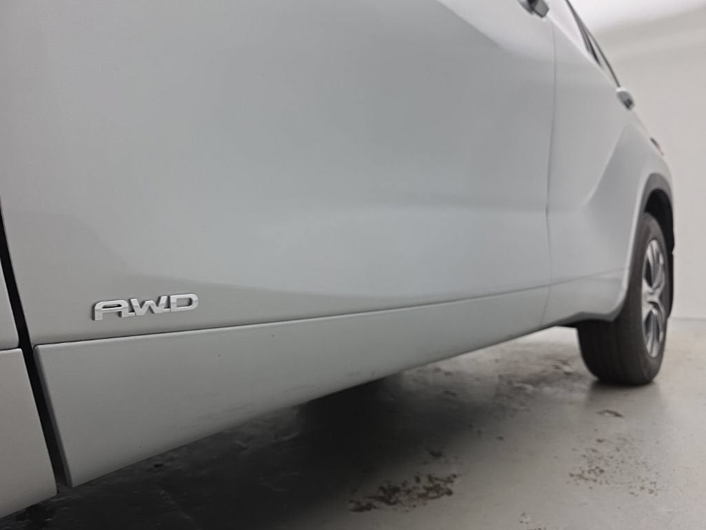 2024 Toyota Highlander Hybrid XLE