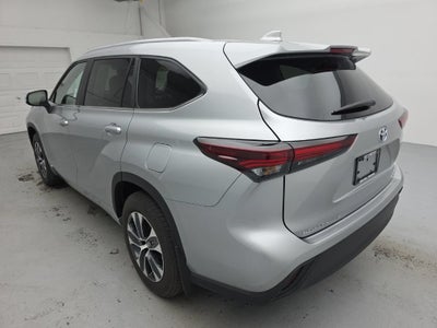 2024 Toyota Highlander Hybrid XLE
