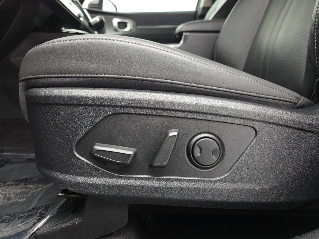 2025 Kia Sorento X-Line SX