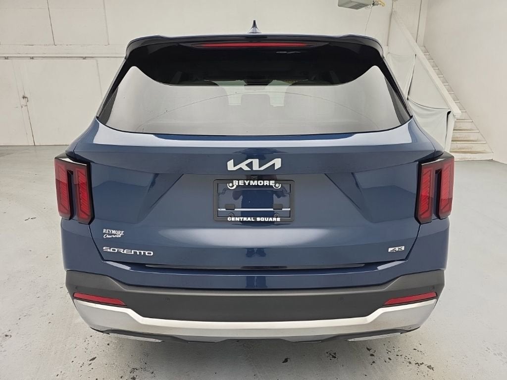 2025 Kia Sorento S