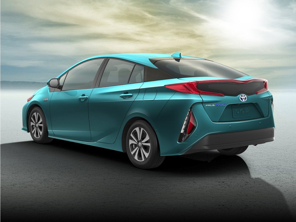 2017 Toyota Prius Prime Plus's photo