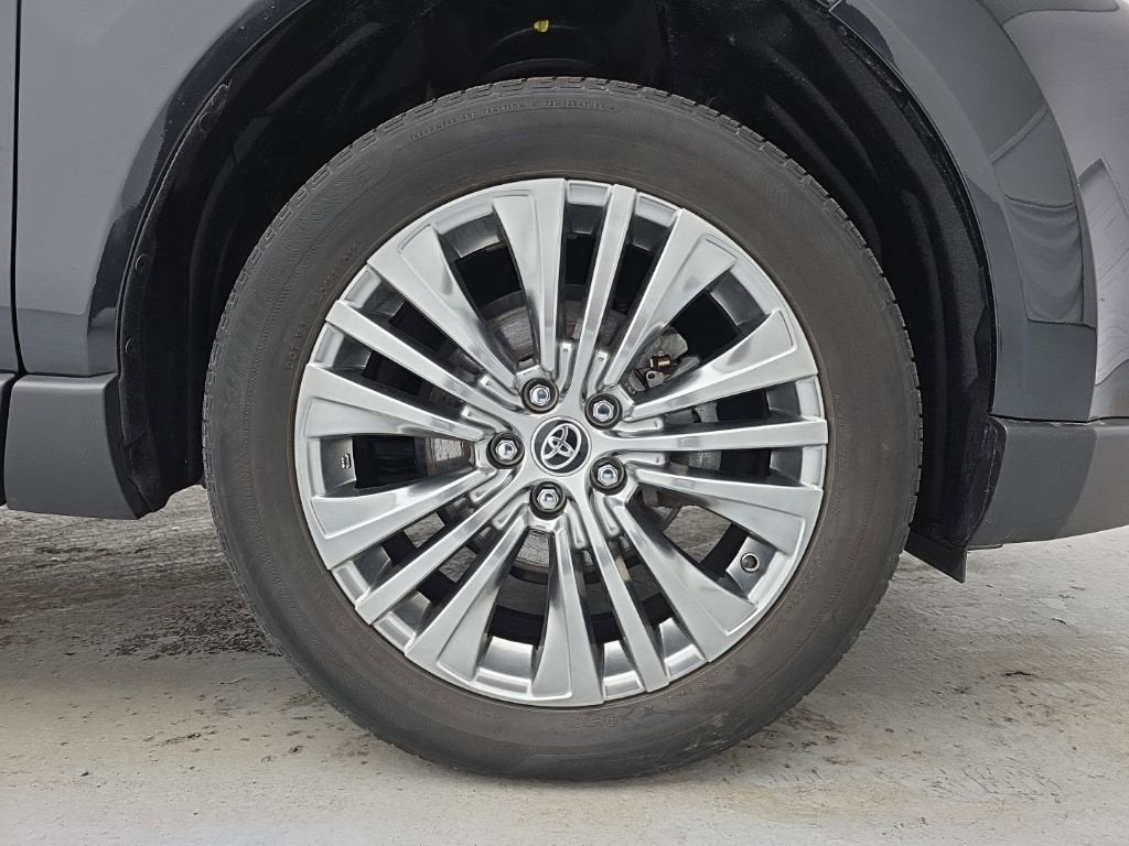 2024 Toyota Venza LE