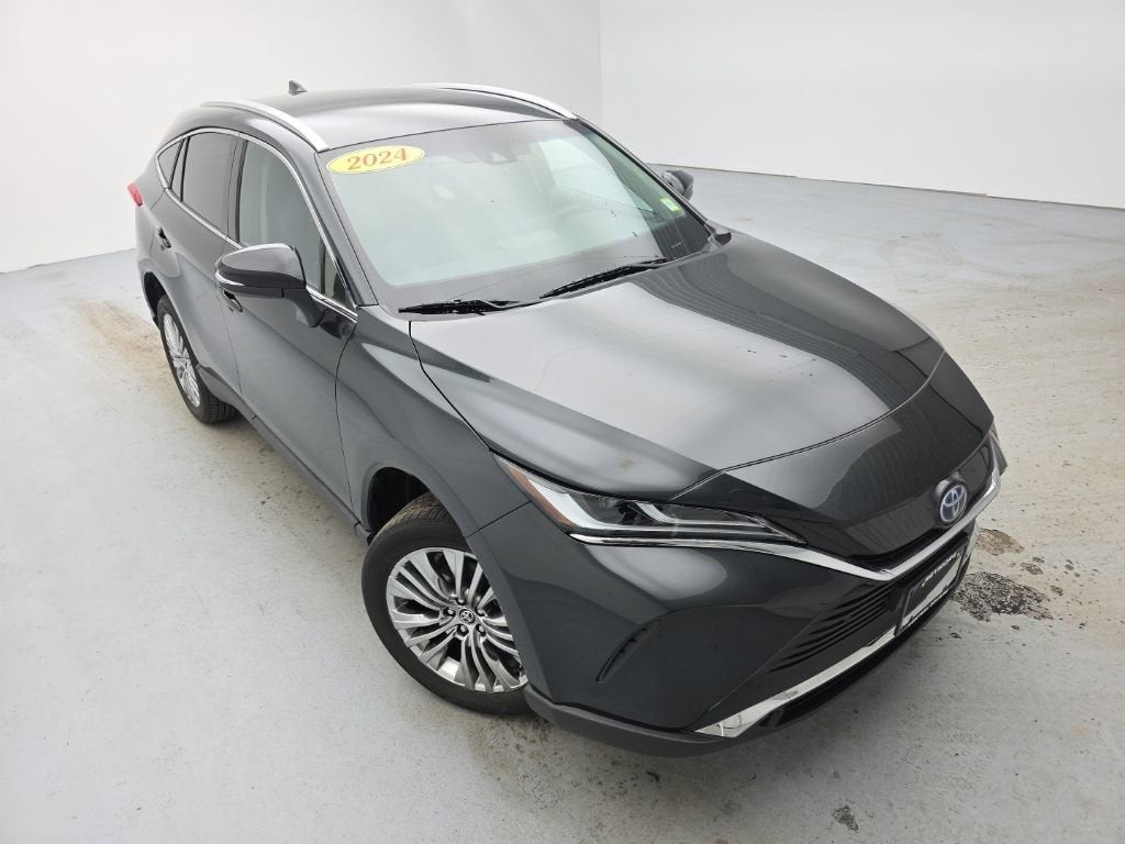 2024 Toyota Venza LE