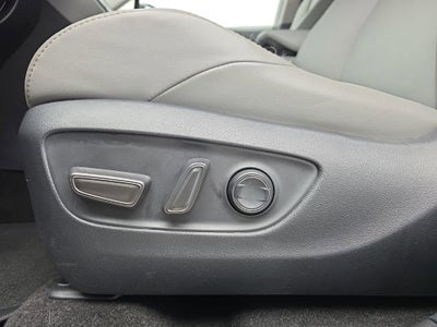 2024 Toyota Venza LE