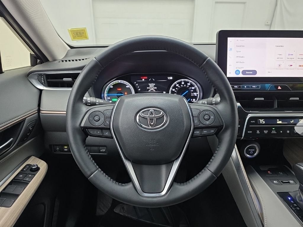 2024 Toyota Venza LE