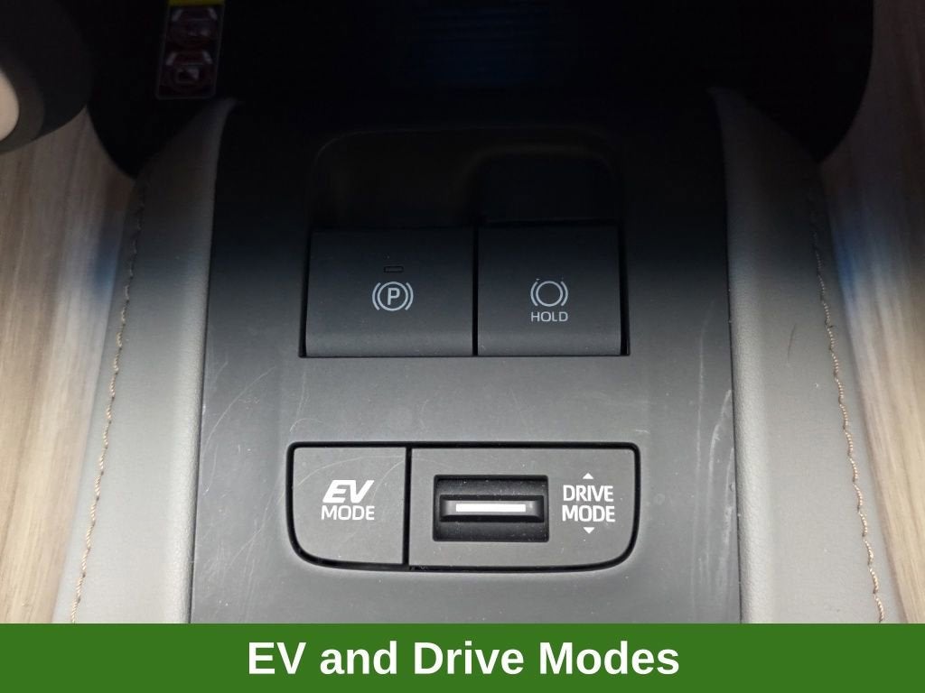 2024 Toyota Venza LE