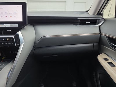 2024 Toyota Venza LE