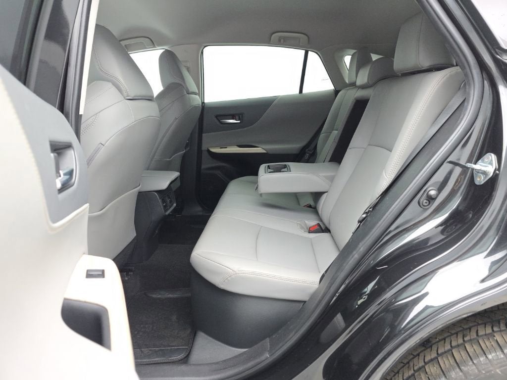 2024 Toyota Venza LE