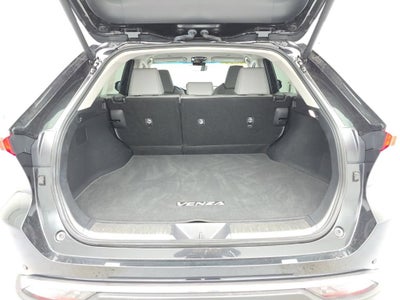 2024 Toyota Venza LE