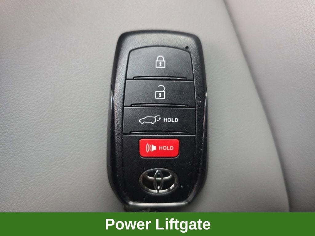 2024 Toyota Venza LE