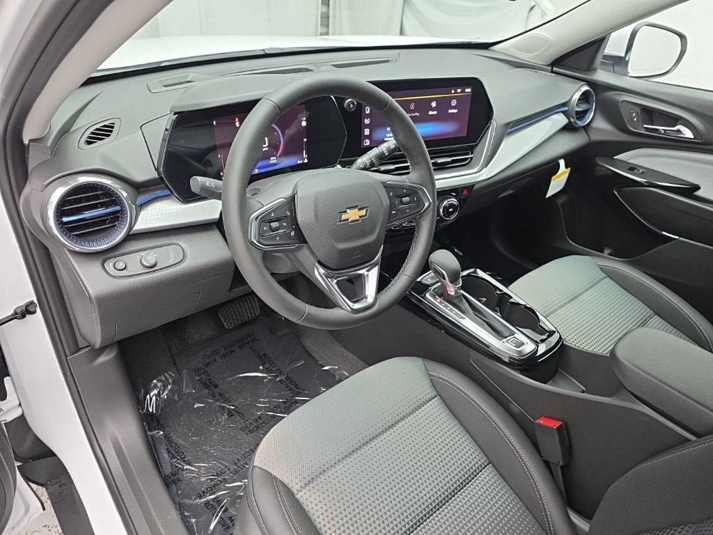 2026 Chevrolet Trax LT - Photo 16