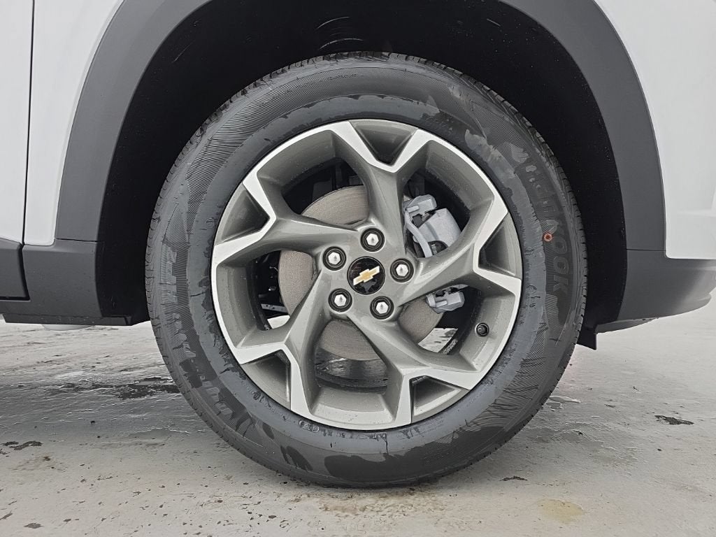 2026 Chevrolet Trax LT - Photo 19