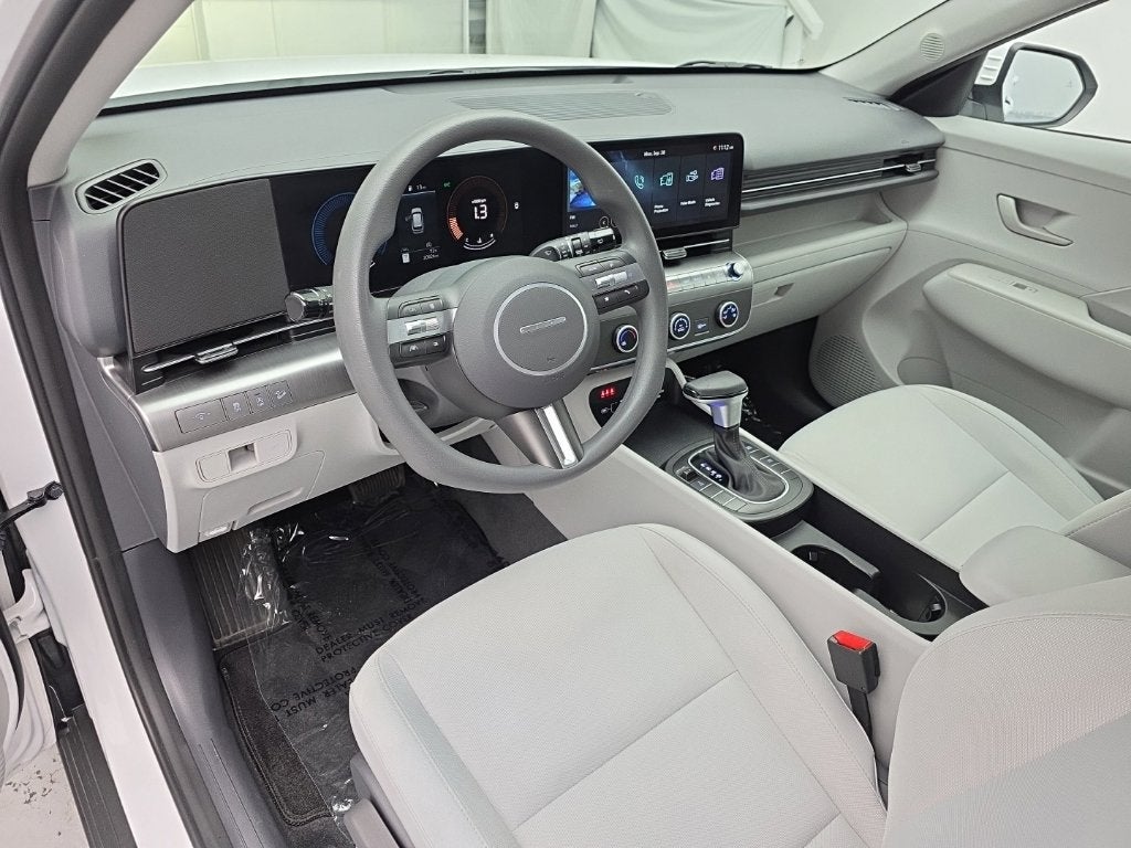 2025 Hyundai Kona SE