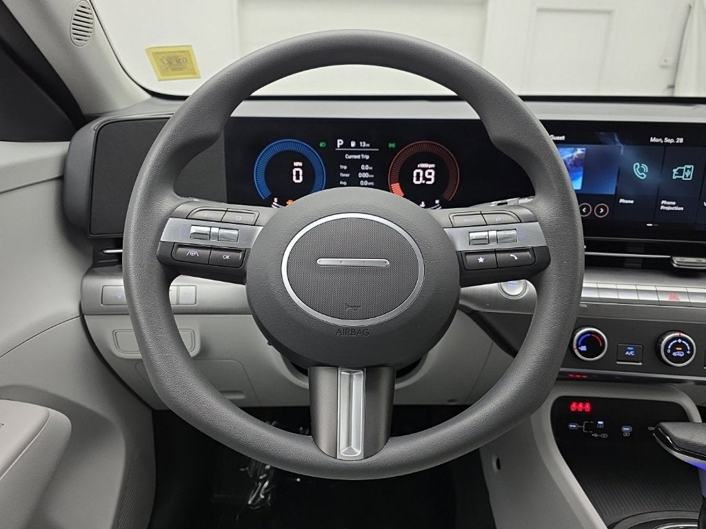 2025 Hyundai Kona SE